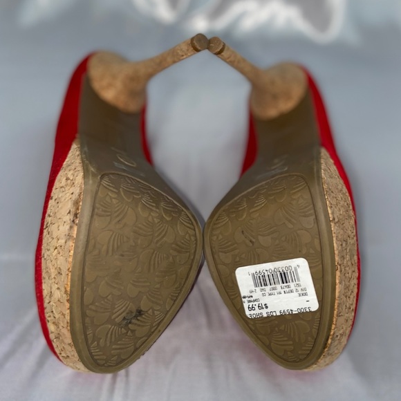 Red Platform Heels - Picture 7 of 7